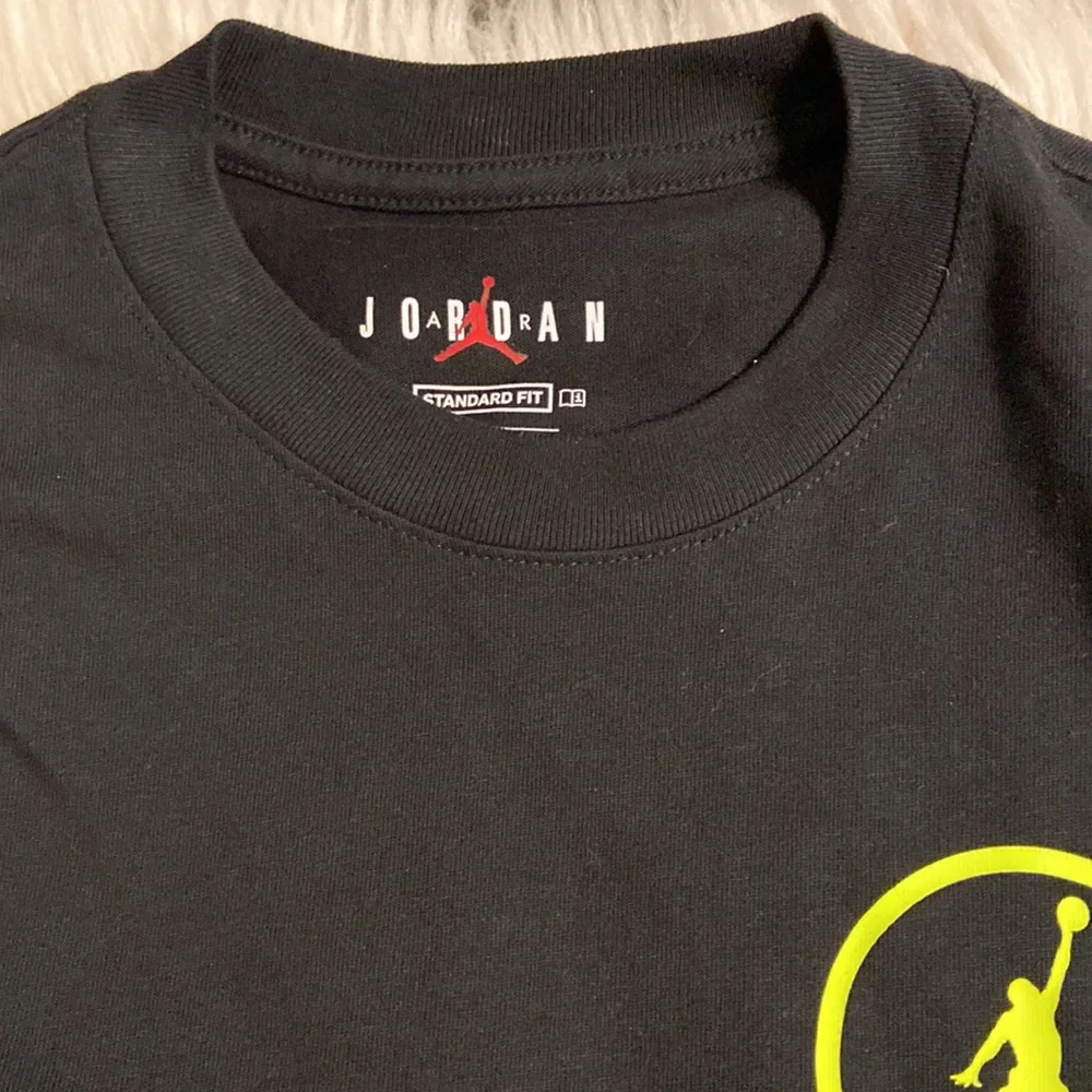 Jordan Air Man Shirt size M long 28” bust 40/42” excellent condition